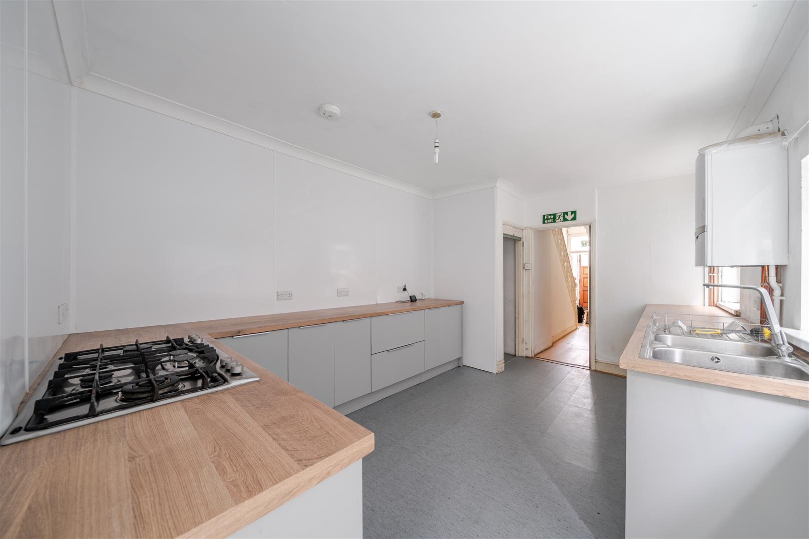 Cromwell Street, Mount Pleasant, Swansea, SA1 6EX